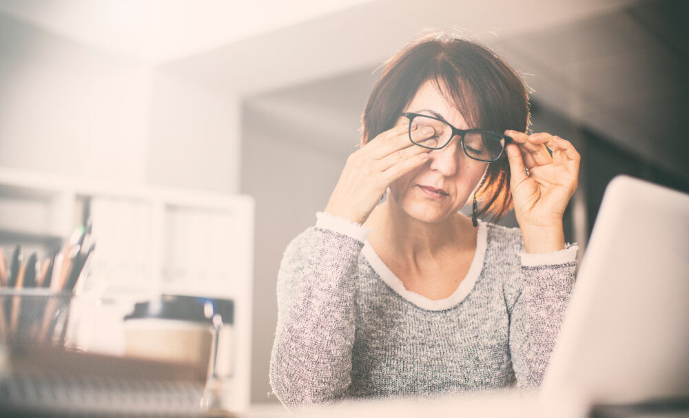 can glasses cause headaches