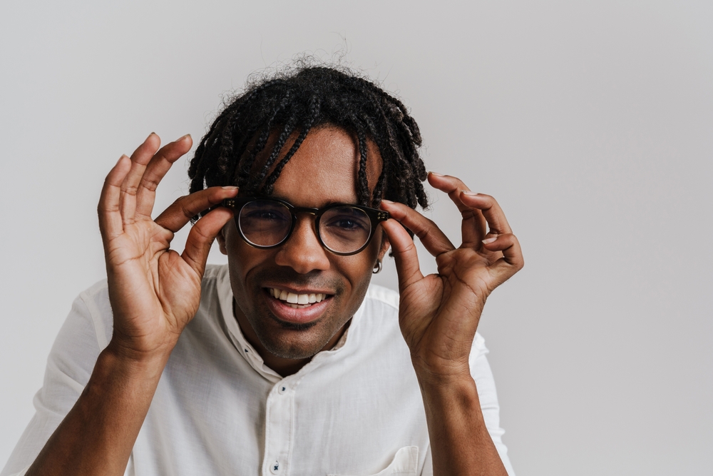 Tips For Adjusting to Bifocal or Varifocal Lenses